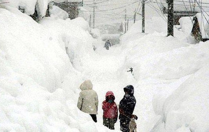 STARE  de CATASTROFĂ NATURALĂ în Bulgaria. O FEMEIE a MURIT,  SUTE de persoane EVACUATE