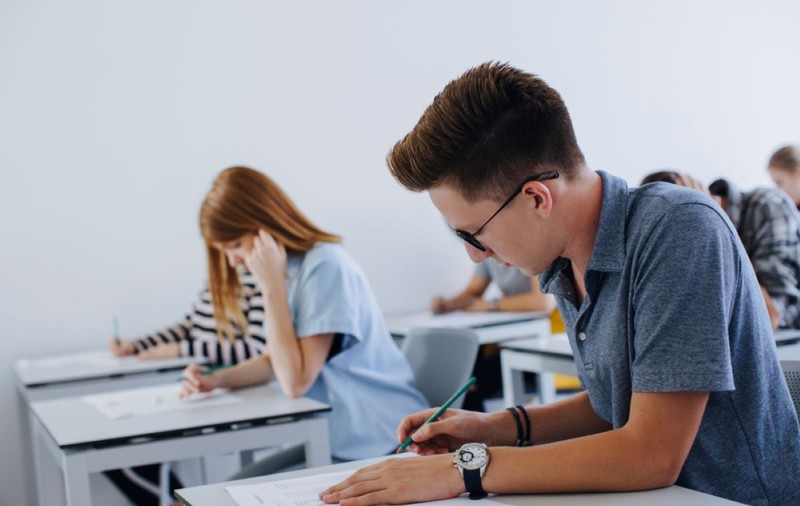 Programă Logică, argumentare și comunicare Bac 2024 - Materia de studiu pentru Bacalaureat