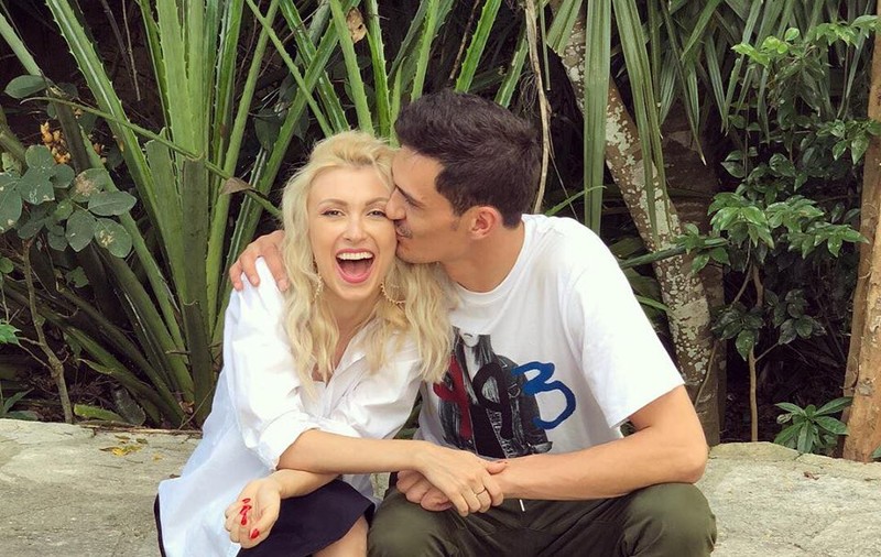 Andreea Bălan și George Burcea s-au întors din vacanță cu vești neașteptate. “Încă un copil. Ne dorin de câteva luni”