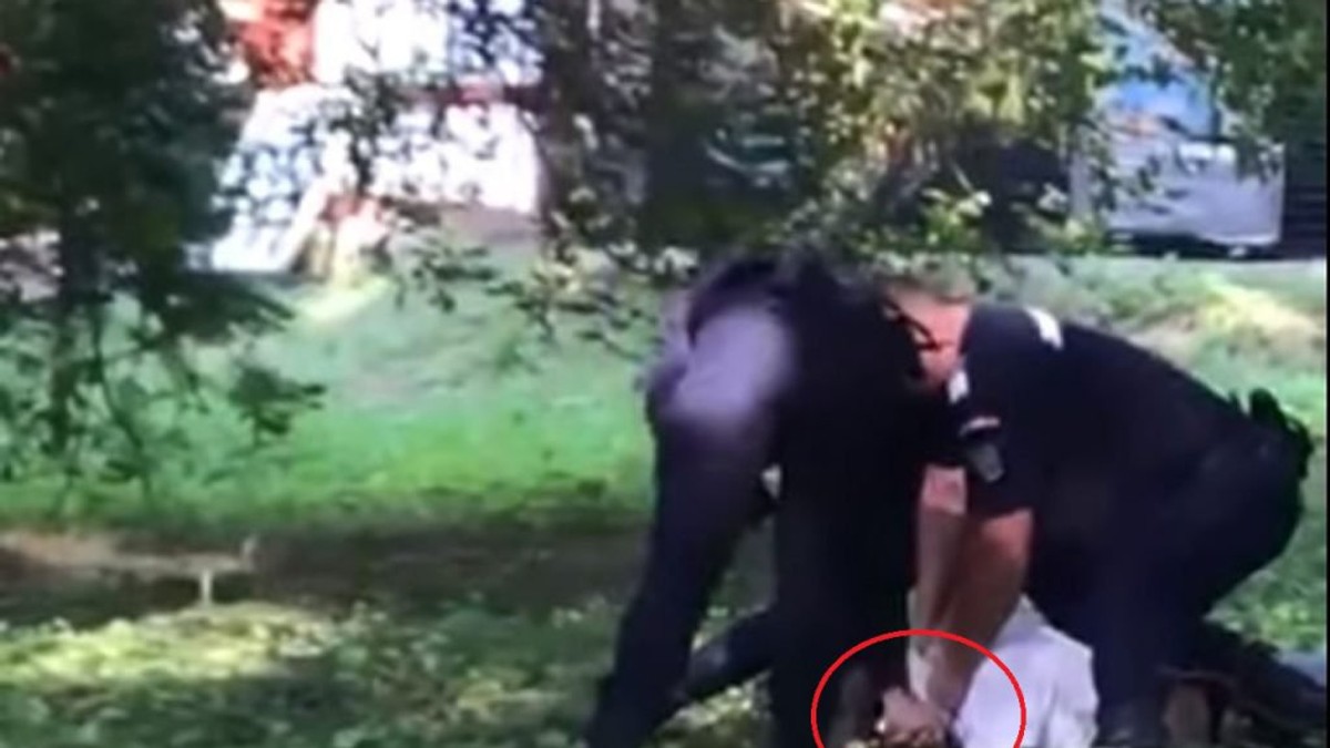 Femeia jandarm care a imobilizat cu spray lacrimogen un suspect de pedofilie în Vatra Dornei, cercetată pentru abuz în serviciu