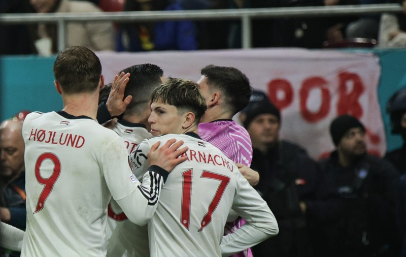Ce făcea Dan Negru în timp ce FCSB pierdea cu Manchester United: „În loc să mă uit la meci”. Unde a fost prezentatorul TV