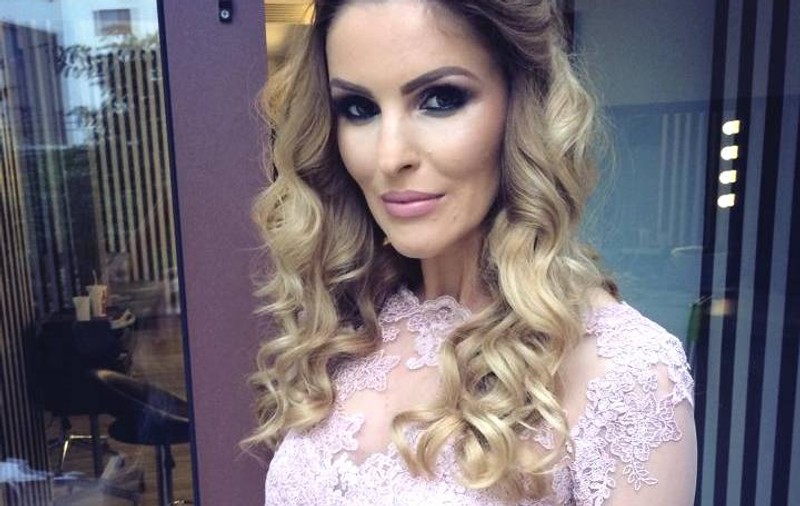 Denisa Nechifor, SUPER SEXY la piscină! Ce au văzut prietenii ei este DE NECREZUT | FOTO ÎN ARTICOL