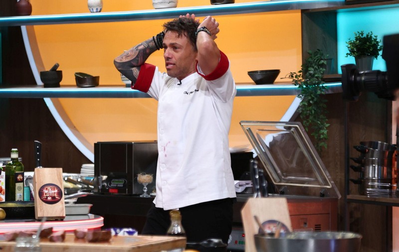 Chef Ștefan Popescu a părăsit platoul: „Se simt amenințați!”. Noi concurenți vin la „Chefi la cuțite”