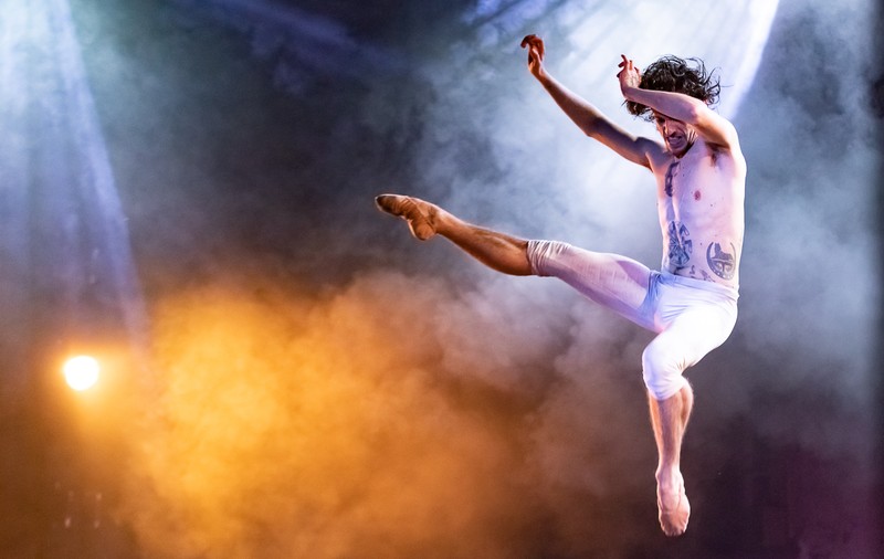 Interviu cu starul mondial al dansului Sergei Polunin: „E alegerea noastră dacă vrem să ne îndreptăm spre întuneric ori spre lumină”