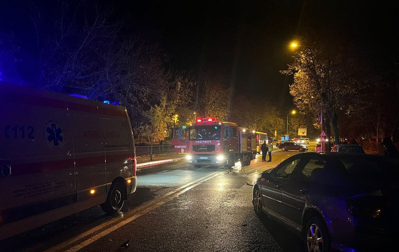 Un copil și bunica sa, loviți pe o trecere de pietoni din Tulcea de un șofer de 19 ani