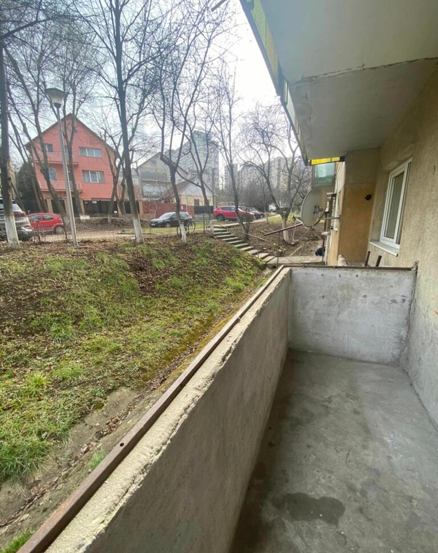 FOTO. Cum arată garsoniera din Cluj care a stârnit interesul presei locale și sute de comentarii. „Ăsta e prețul pentru un an, nu pentru o lună, nu?”