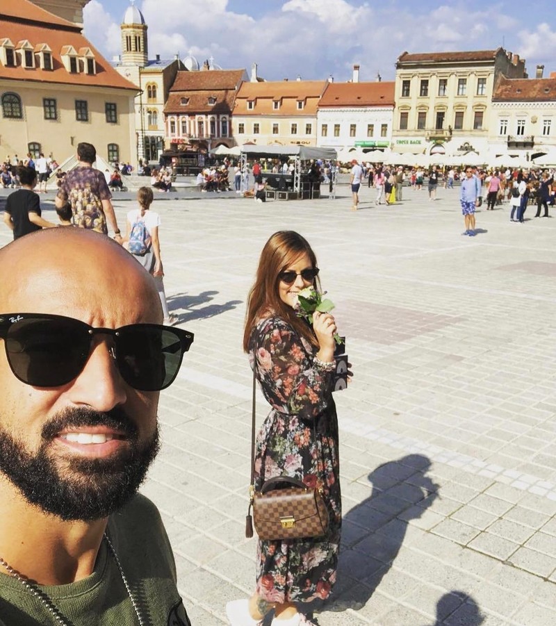 Gabriel și soția, în Brașov