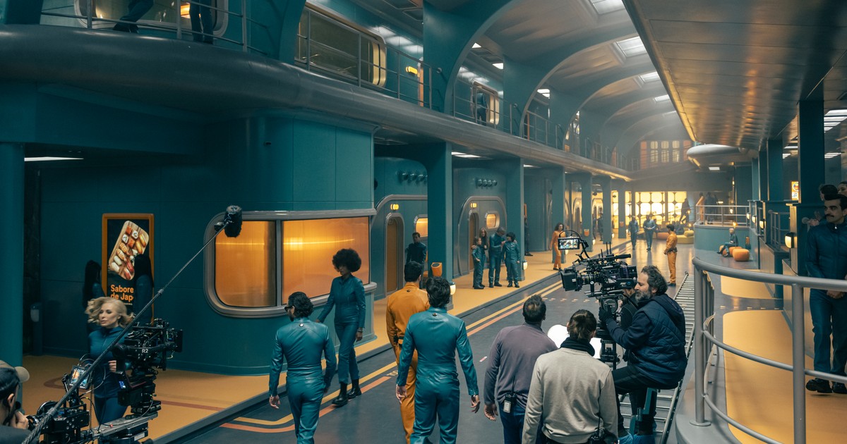 Imagini de la filmările serialului Billionaires' Bunker de pe Netflix.