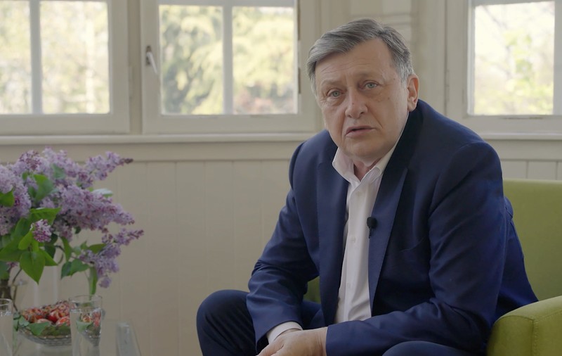 Singura amendă pe care Crin Antonescu a primit-o în viață: „Dacă ies președinte, chiar nu mai primesc”