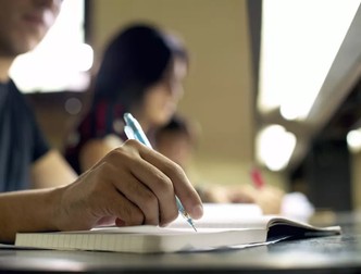 Testarea standardizată va fi introdusă prin noua lege a educației la nivel național