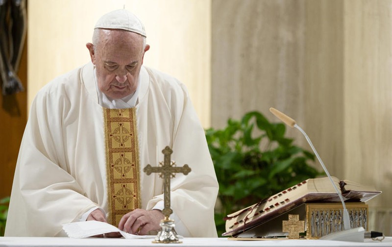 Îndemnul Papei Francisc pentru politicieni în criza COVID-19: “Puneți țara înaintea partidului”﻿