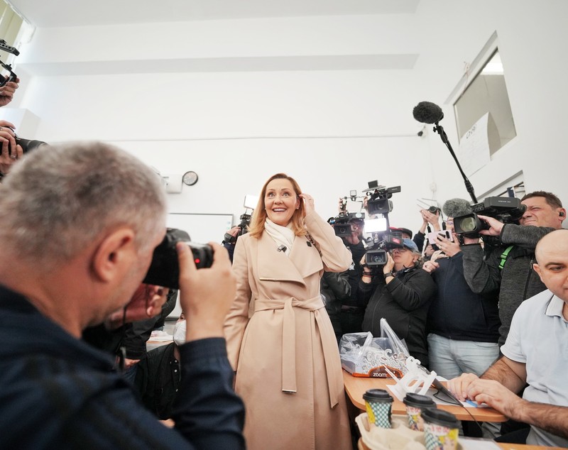 Motivul pentru care Elena Lasconi a divorțat de primul soț. Ce se întâmpla atunci când prietenii veneau în casa lor. „Cu mintea de acum, aș fi divorțat a doua zi”
