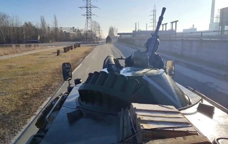 Rușii fură din Cernobîl de la computere la salopete, anunță un activist ucrainean