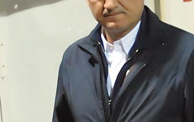 Mint că vând clubul când au probleme