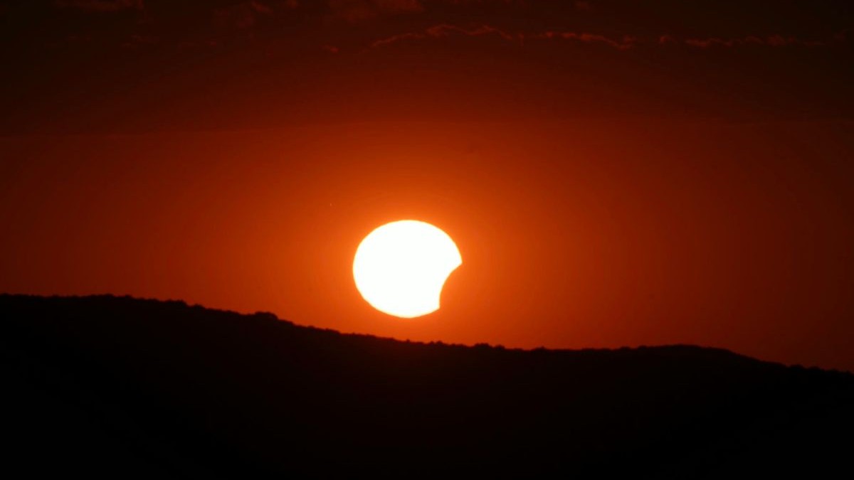 eclipsa parțiala de soare, campul cetatii mures, 12 iulie 2026