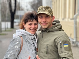 Svetlana (34 de ani) și soțul ei, Oleksey (35 de ani).