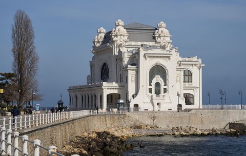 Cât costă cazarea de 1 mai 2026 la mare și la munte. Cele mai căutate zone din România în această perioadă a anului
