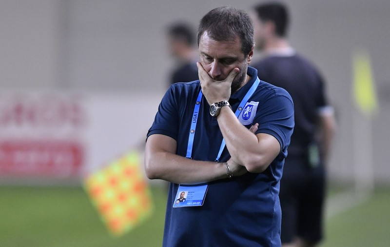 Antrenorul italian Devis Mangia, acuzat că a hărțuit sexual un fotbalist de la Craiova: „Avansuri, propuneri indecente, filme pentru adulți”