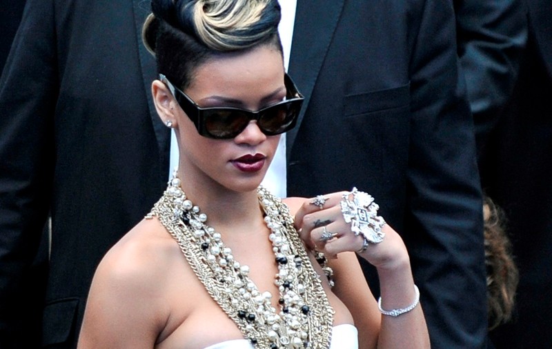 Rihanna, Femeia Anului în 2009