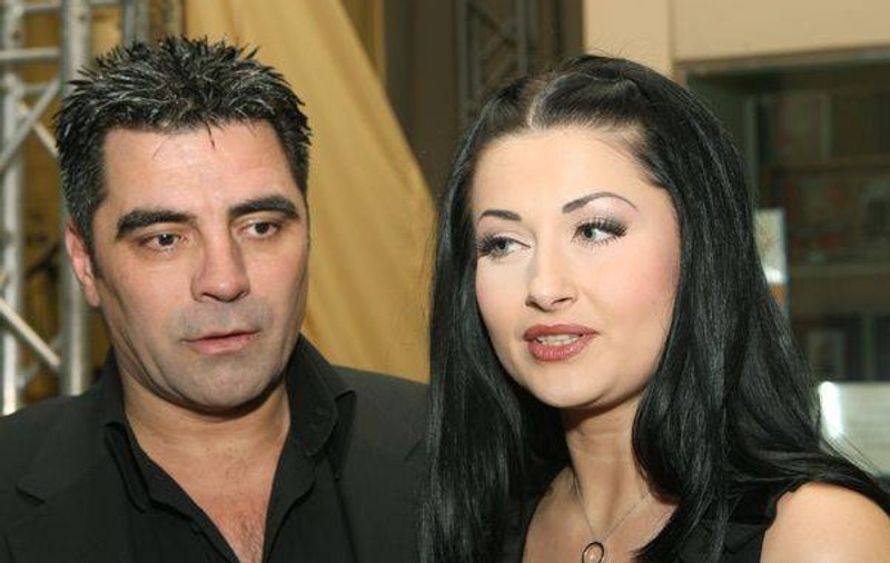 Naşii GABRIELA CRISTEA şi MARCEL TOADER SE SUPUN TRADIŢIEI. Uite ce vor face la botez