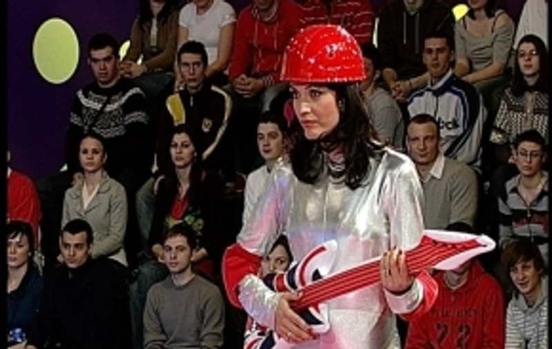 Distracţie cu scop caritabil, la “Vedete-n figuri”