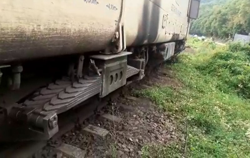 O locomotivă a luat foc în județul Cluj. 60 de oameni au fost evacuați