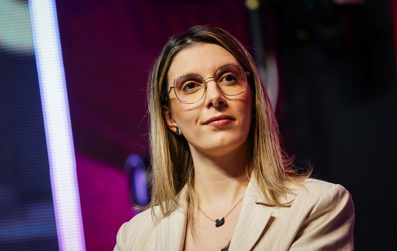 Diana Buzoianu, deputată USR: ,,Vocea femeilor trebuie să se audă clar în Parlament!”