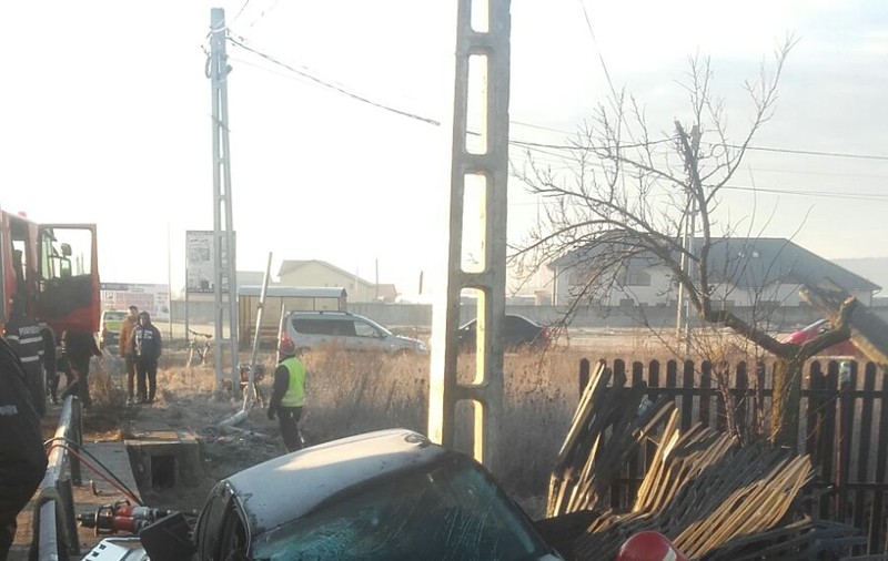 Tânăr cu piciorul amputat în urma unui accident