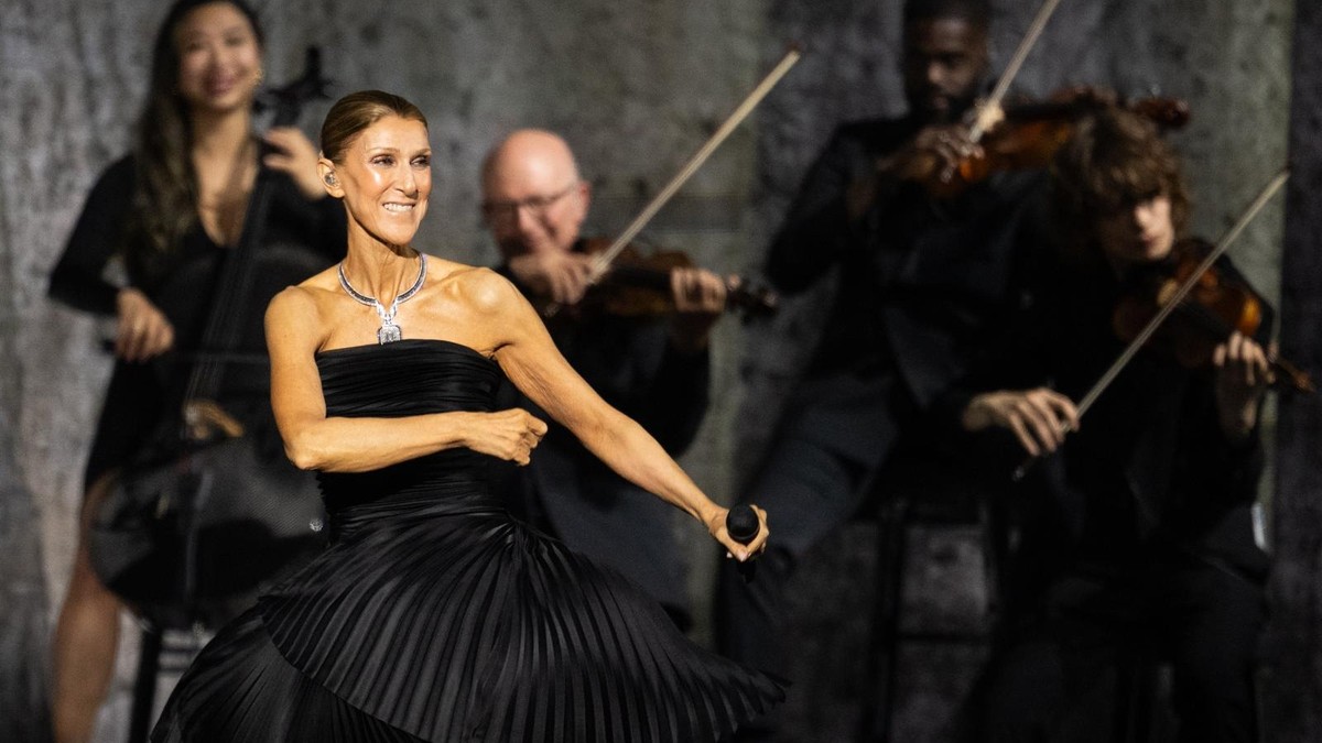 Celine Dion a urcat pe scena de la Paris, după o pauza de 6 ani. Sursa FOTO/ Gettyimages