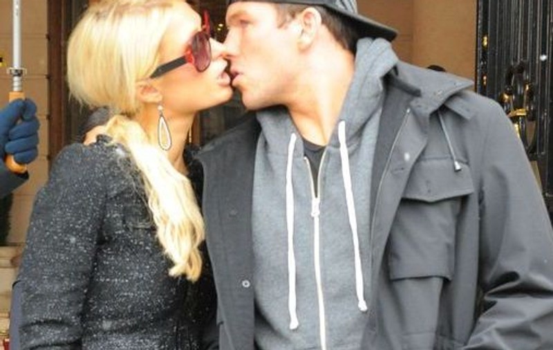 Paris Hilton şi Doug Reinhardt s-au despărţit?