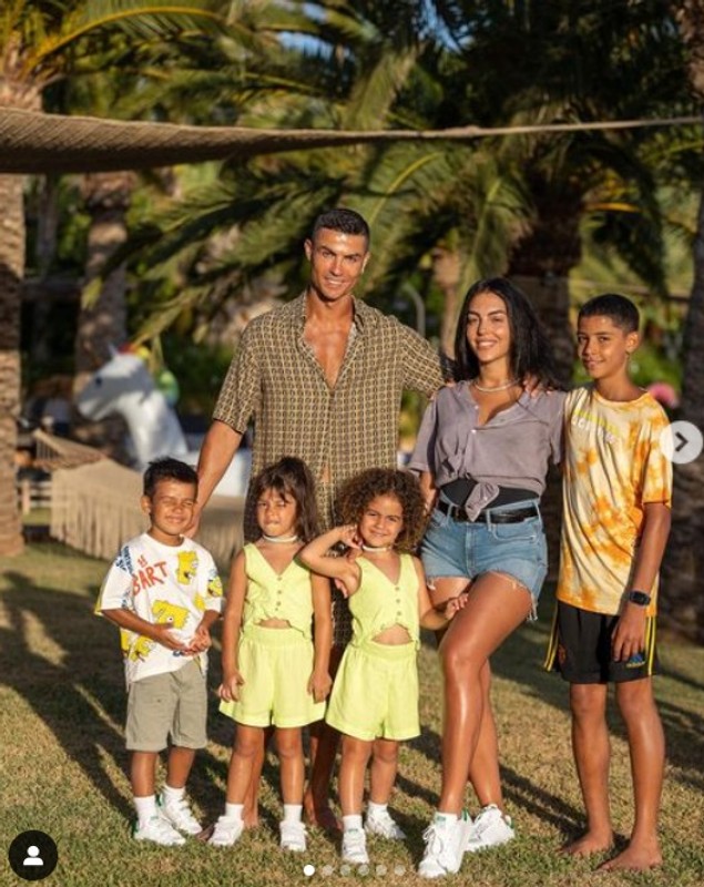 Cristiano Ronaldo și Georgina Rodriguez s-au despărțit, anunță presa din Spania. De ce ar amâna ei anunțul oficial