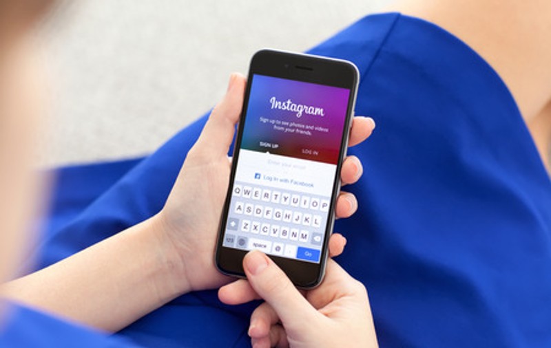 Facebook testează o nouă aplicație de mesagerie, numită Instagram Direct, care atacă Snapchat