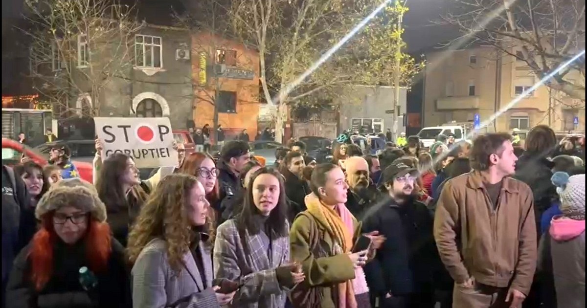 Imagine de la protestul din fața CSM