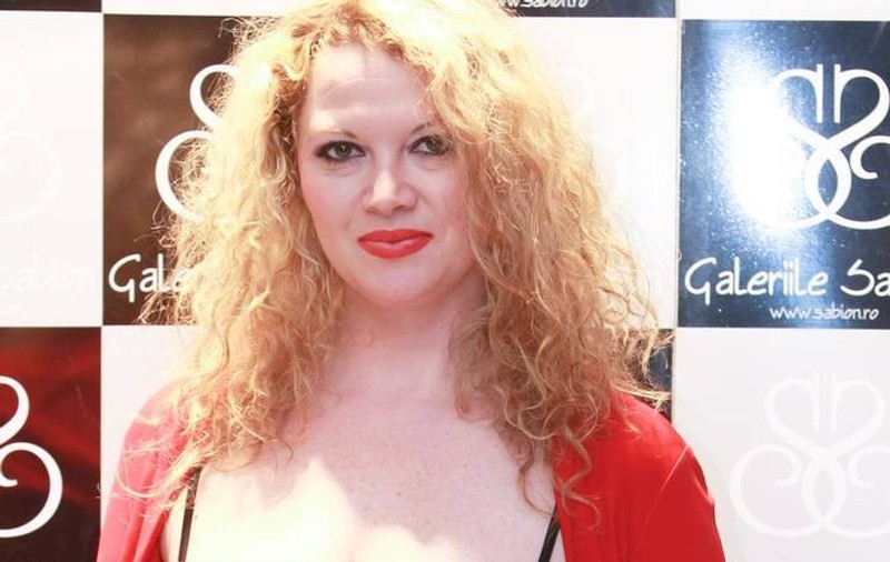 Oana Lis își vinde zestrea: moara și brutăria