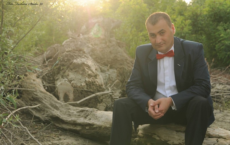 EXCLUSIV/ Familia defunctului solist Ion Artur s-a întors acasă cu cosciugul gol...  Obligați să amâne înmormântarea!