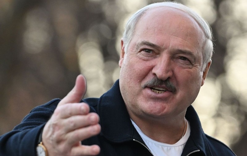 Aleksandr Lukașenko se laudă că s-a înarmat pe tăcute cu focoase nucleare: „Nu este o glumă”
