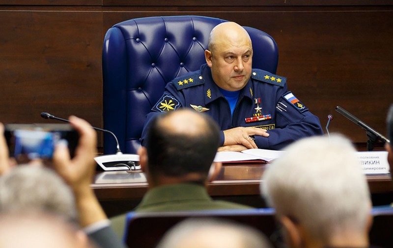 Noul comandant al trupelor ruse în Ucraina, detestat de subalternii săi. Dezvăluirile unui locotenent care a luptat în Siria cu „generalul Armageddon”