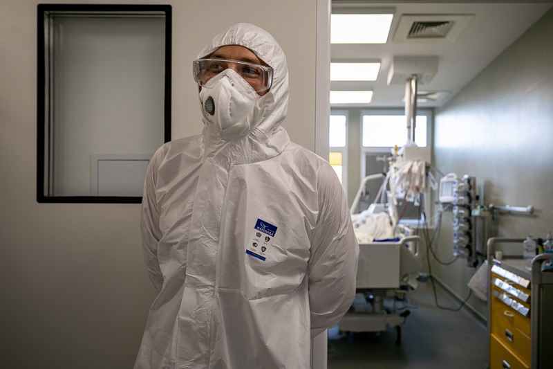 Medicul Mihai Florea spune că vârsta pacienţilor nu e decisivă la ATI