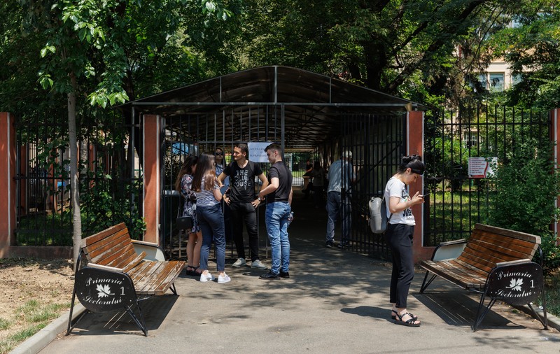 IT-iști care vor să devină profesori de informatică, despre examenul de titularizare: „E absurd să scriu despre iconițele de pe calculator”