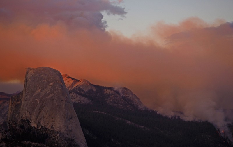 Doi alpiniști au murit în timp ce escaladau o stâncă în celebrul parc Yosemite din Statele Unite