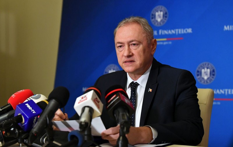 SURSE: „Ciucă i-a spus lui Heiuș că poate e mai bine să demisioneze de la ANAF, ca să protejeze și PNL”. ​Unde va lucra Lucian Heiuș