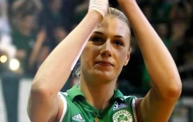 Ruxandra Dumitrescu a murit. Fosta voleibalistă, declarată cea mai bună jucătoare a Greciei la JO 2004, avea doar 46 de ani