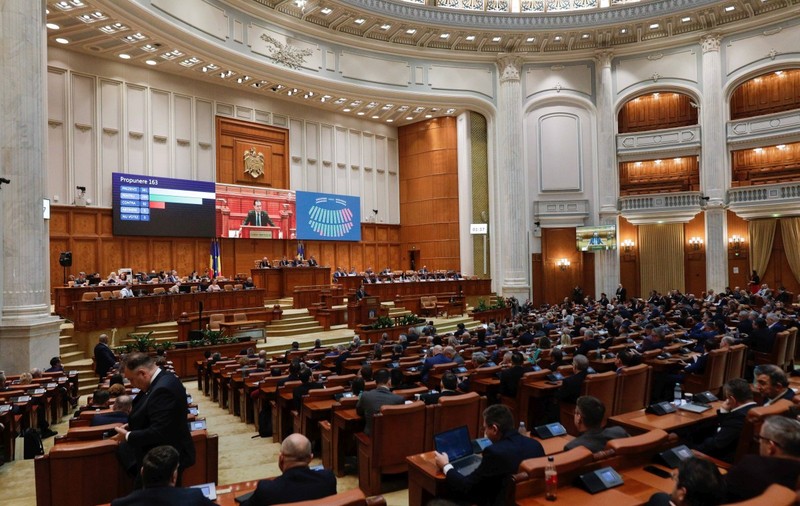 Parlamentul a adoptat legea bugetului pe 2024. Ciolacu, despre Opoziție: Nu pot spune că am un respect după atitudinea din Parlament