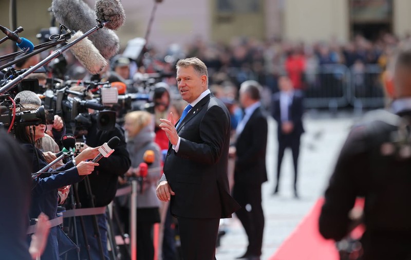 Iohannis, replică pentru Dragnea după atacurile de la Galați: „Aflu că infractorul-șef zice că reprezint interese străine”