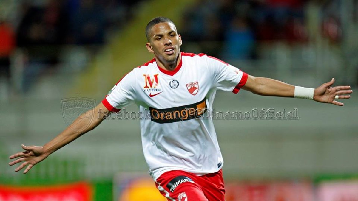 Rivaldo îl încurajează pe Rivaldinho după al doilea gol la Dinamo: ”Sunt foarte mândru de tine”