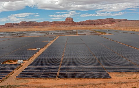 Schimbare istorică în SUA. Fotovoltaicele încep să producă mai multă energie decât cărbunele, în pofida măsurilor luate de administrația Trump