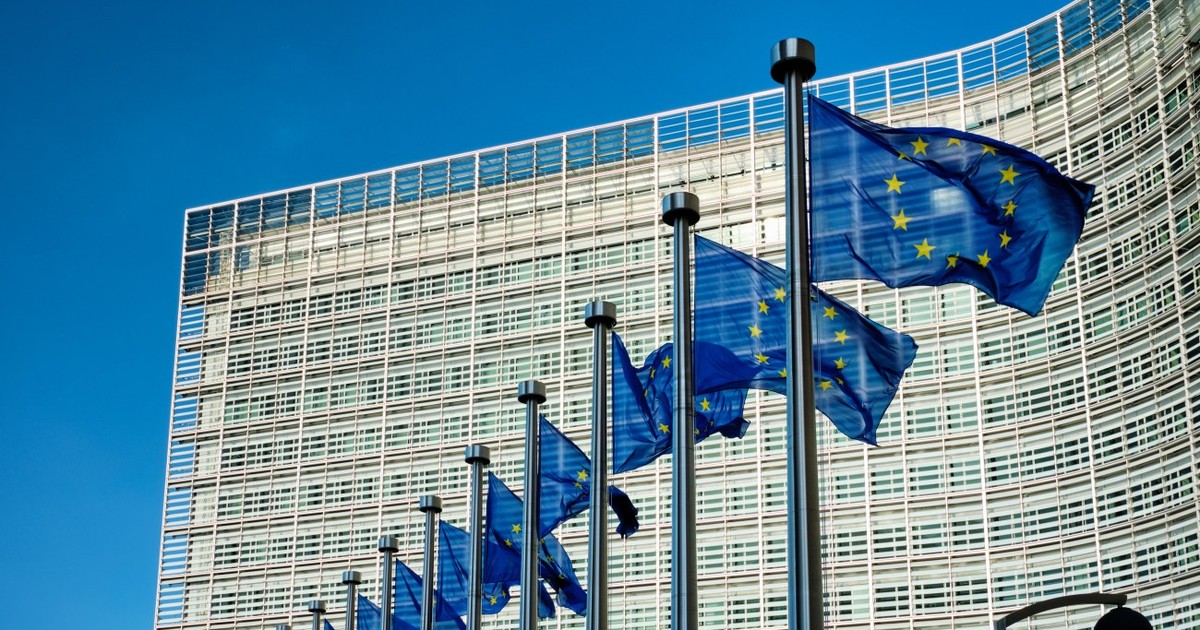 Comisia Europeană a amintit că România a întârziat trei luni jalonul privind pensiile speciale