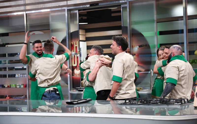 „Chefi la cuțite”, 23 aprilie 2025. Cine sunt noii concurenți care au intrat în show-ul culinar cu ajutorul lui Alexandru Sautner