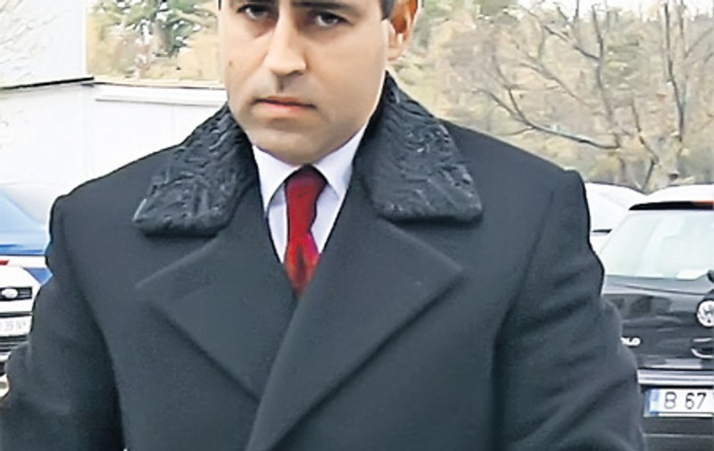 Remus Truică îşi acuză soţia că nu e în stare să-şi găsească un serviciu: «Am ţinut-o 16 ani în puf»