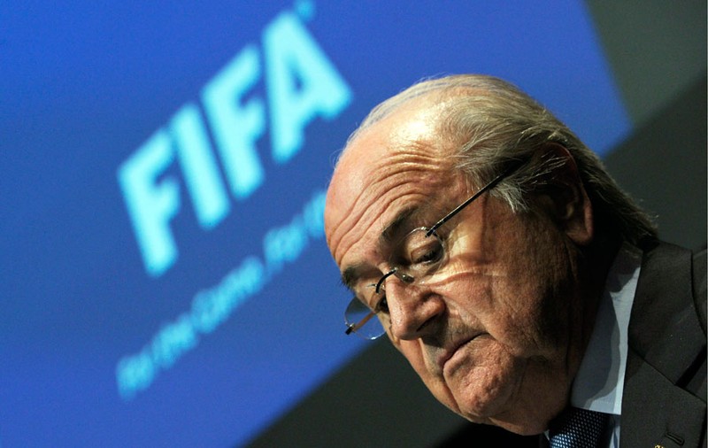 FIFA a suspendat doi oficiali care şi-au vândut voturile pentru organizarea Campionatului Mondial